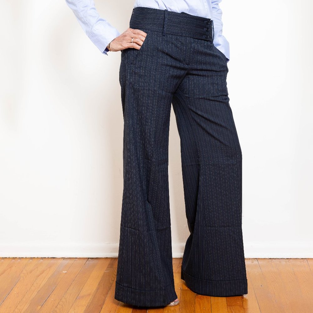 BCBGMaxAzria Tabitha Navy Pinstripe Trousers Size 2